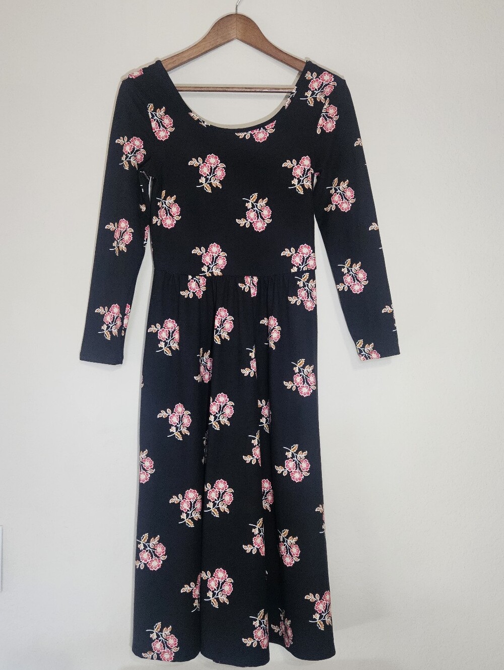 Old‎ Navy Long Sleeve Midi Dress Womens XS Black Pink Floral Elastic Waist